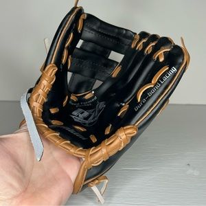 Franklin Sports Ready To Play Model 22705 8.5” RHT Baseball T-ball Glove VGUC